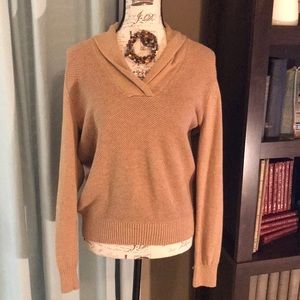 Tommy Hilfiger tan sweater top.